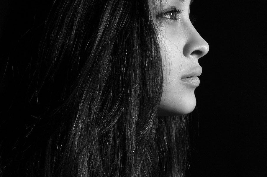 portrait woman profile face nose 657116