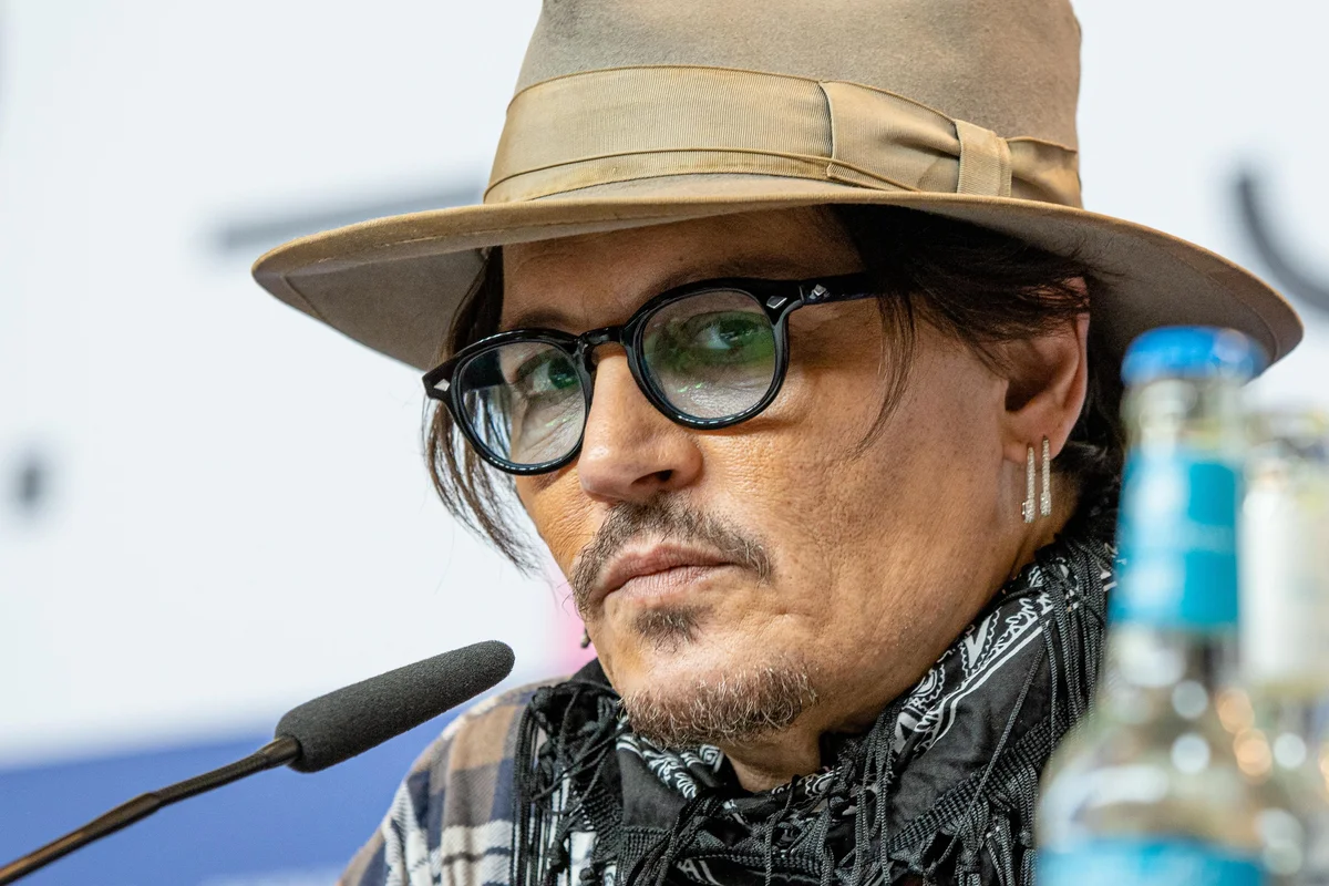Johnny Depp ve Amber Heardun Iftira Davasi Hakkinda Bilinmesi Gerekenler