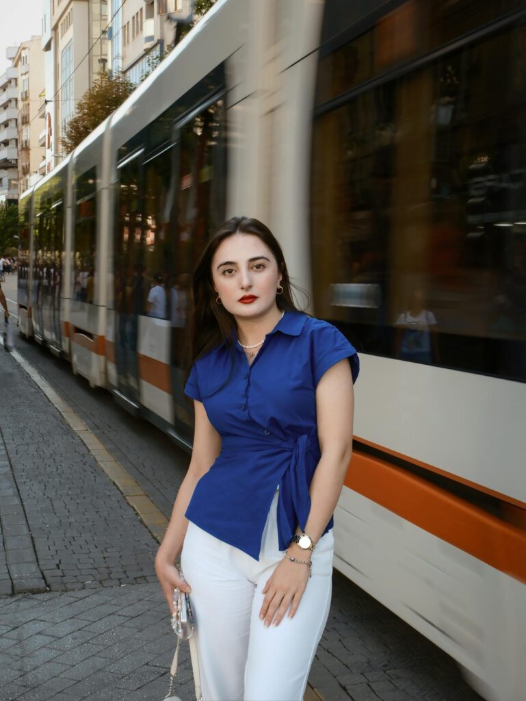 Kadınlar öpüşürken ne düşünür Kafasından neler geçer